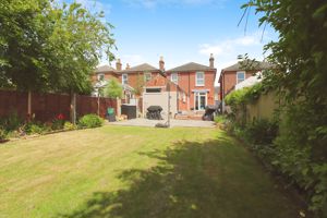 LADYSMITH AVENUE- click for photo gallery